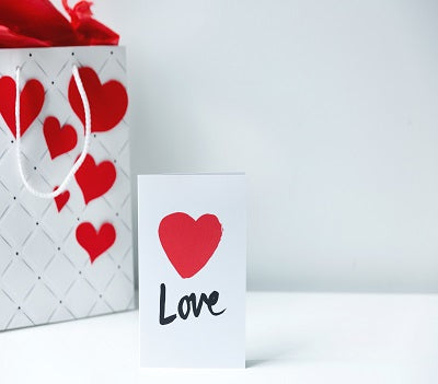 How to Choose Valentine's Gift for Him in 2020
