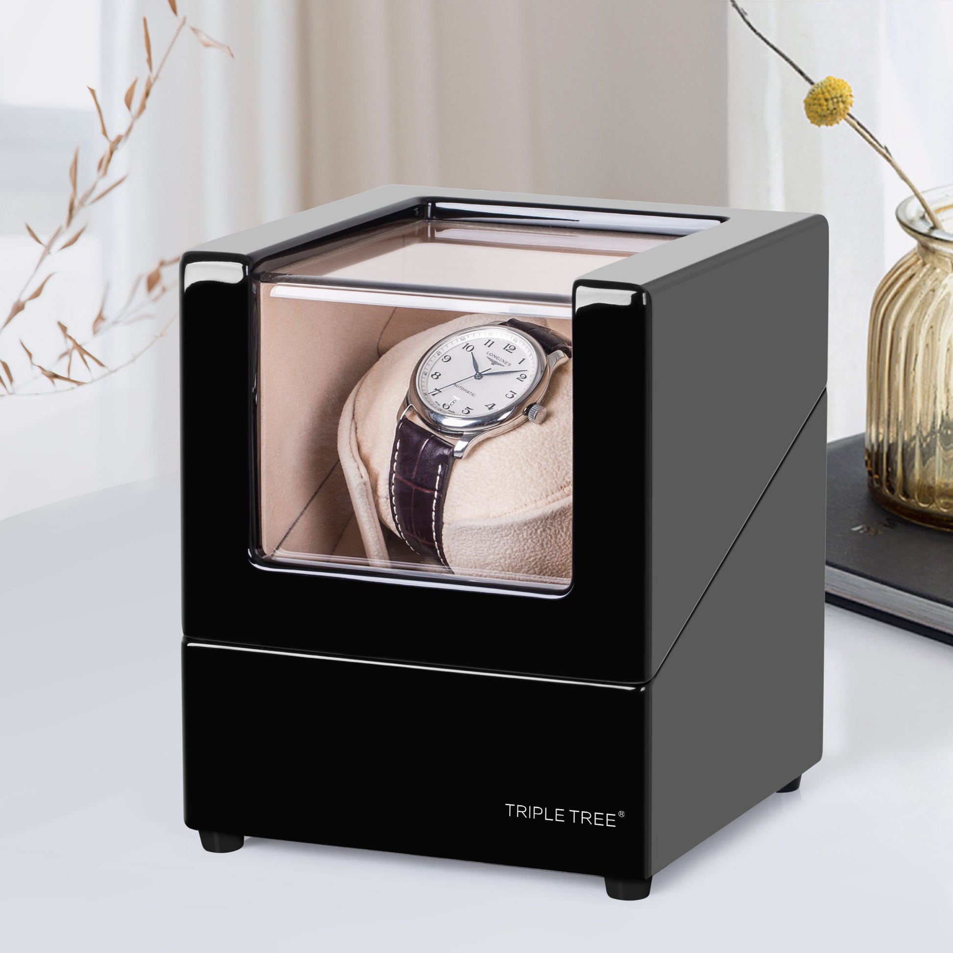 TRIPLE TREE black wood single watch winder-scene